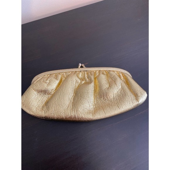 Gold clutch purse - Picture 1 of 3
